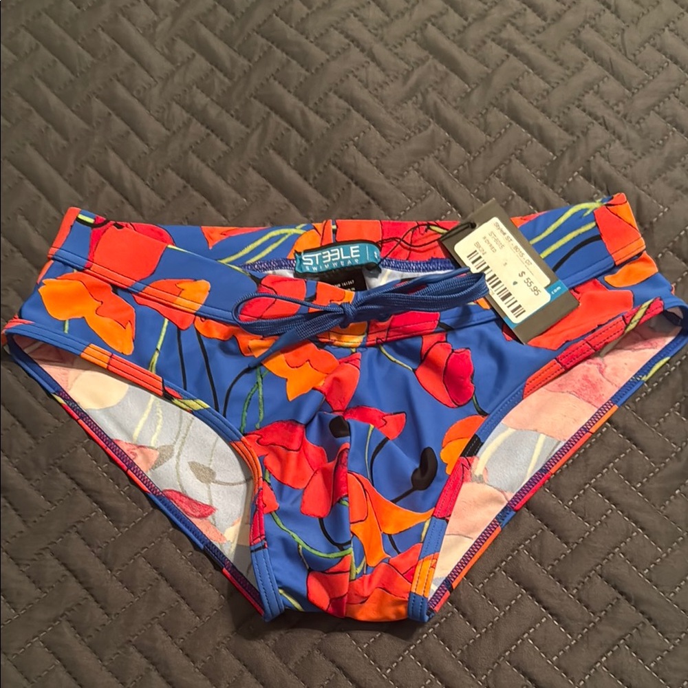 Steele Swimwear men’s swim brief size small new